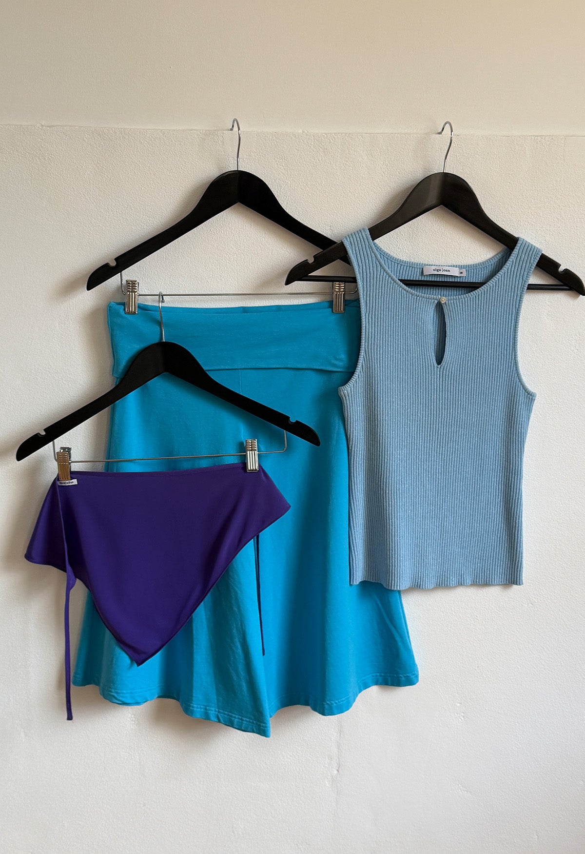 Key-Hole Knit Tank Cielo